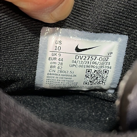 NIKE Men's Basketball Shoes Size 10 Cosmic Unity 3 Style# DV2757-002 Court Sport - Picture 13 of 16